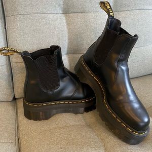 Dr. Martens platform Chelsea quad 2976